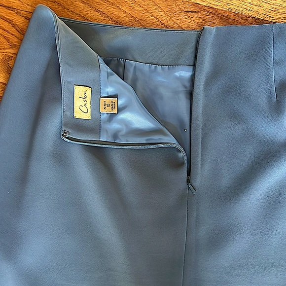 Caslon skirt beautiful blue.Lined.Zipper works.Preloved.ExcellentconditionBundle - Picture 3 of 6